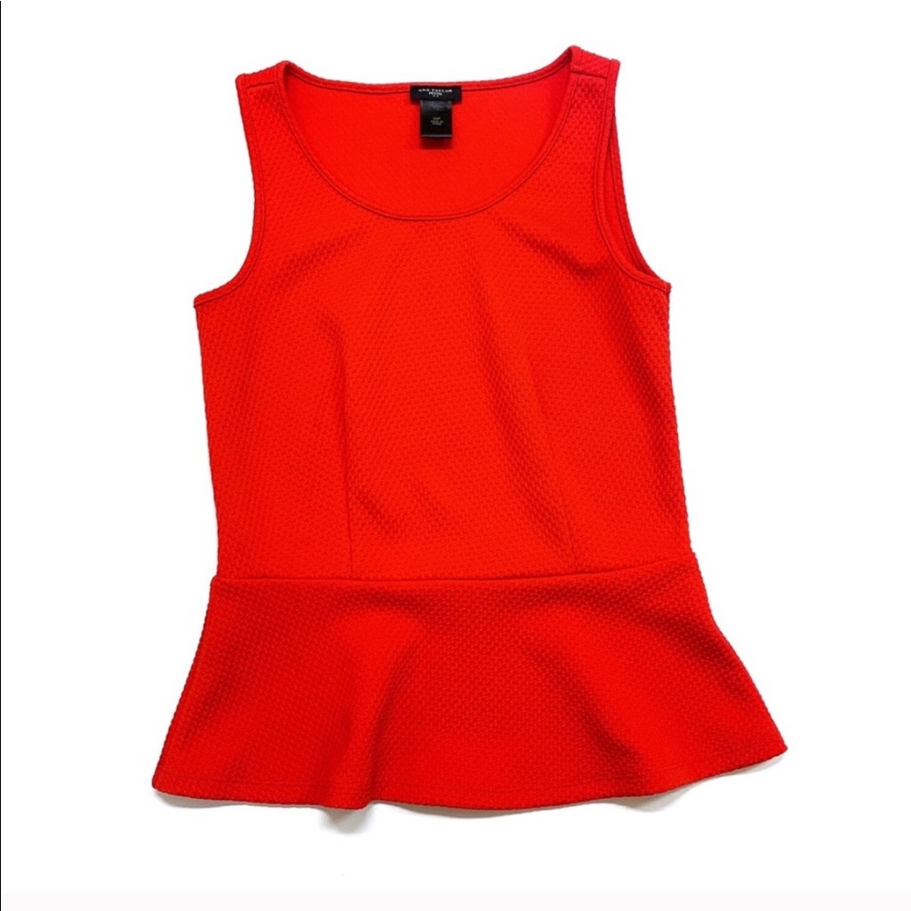 ❤️ANN TAYLOR SLEEVELESS PEPLUM TOP❤️